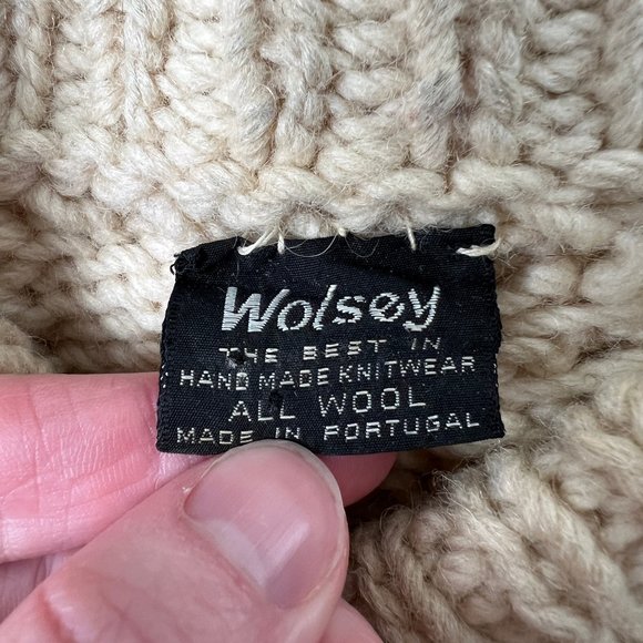 Vintage Handmade 100% Wool Cable Knit Oversized Sweater Chunky Cozy Aran Preppy - Picture 5 of 8